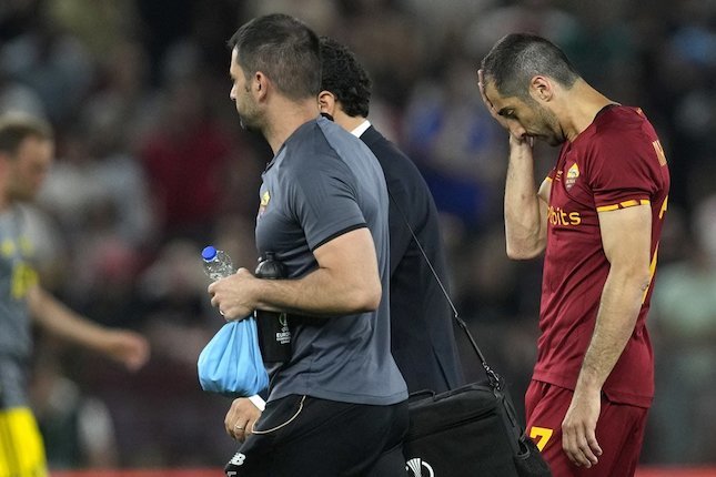 Pemain AS Roma, Henrikh Mkhitaryan (kanan) (c) AP Photo