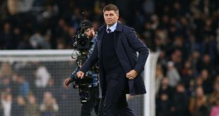 Gerrard mengakui 'itu tidak seharusnya terjadi' di Aston Villa saat kisah Liverpool memposting pesan perpisahan