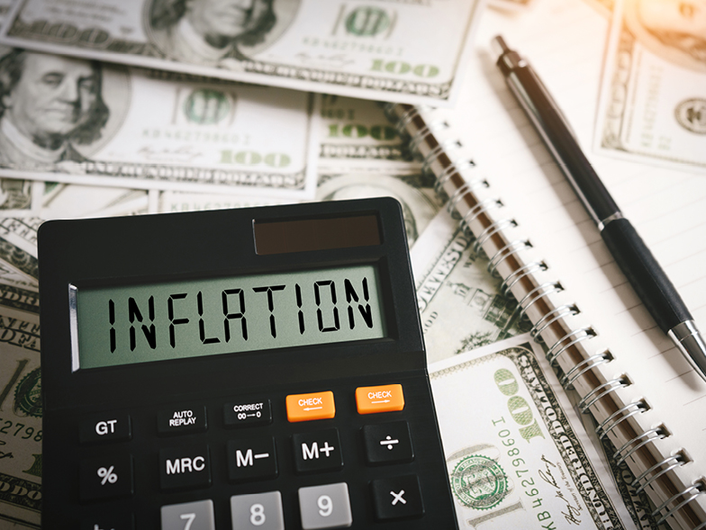 Inflasi dan Penjelajahan Liburan - holidayShoppingHighInflation image 1